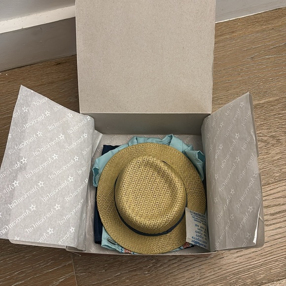 American Girl Sun and Fun Outfit for Boy Dolls - Picture 2 of 5